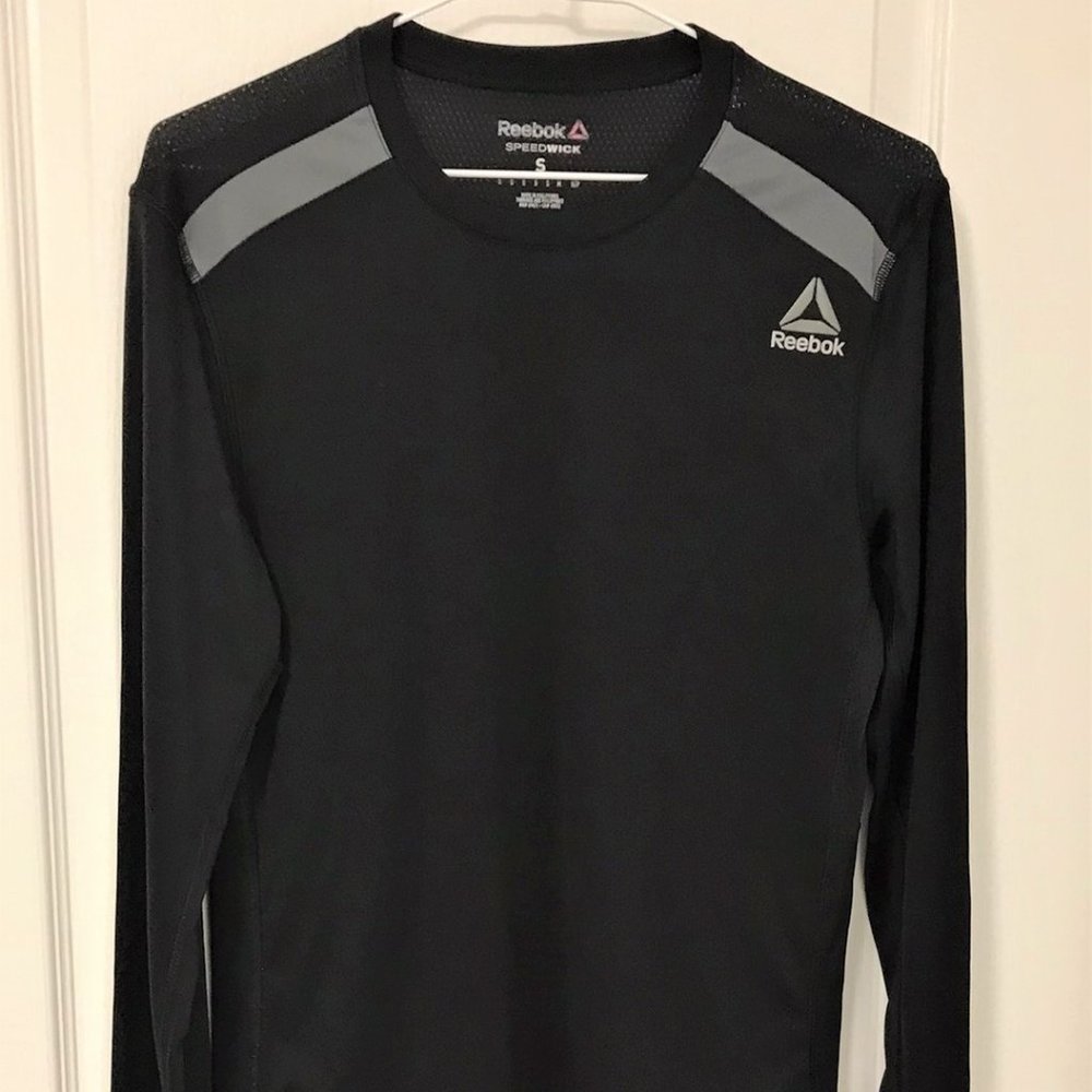 Reebok Speedwick Long Sleeve T Shirt Size S Excellent condition like New